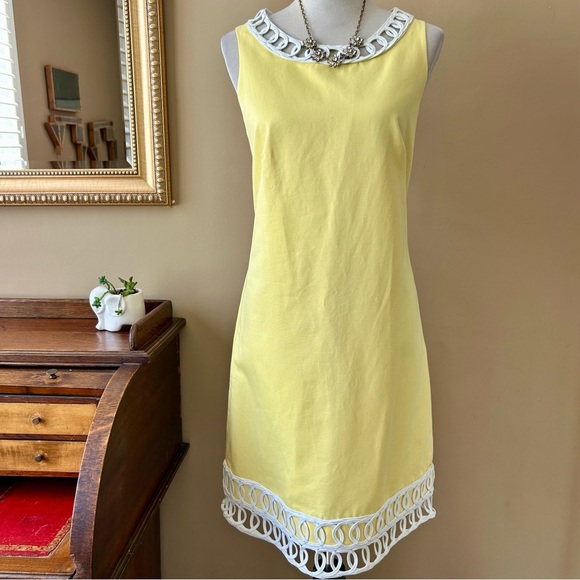 Lilly Pulitzer Butter Yellow Cotton Sleeveless Shift Dress White Lace Trim Sz 10 - Picture 2 of 10